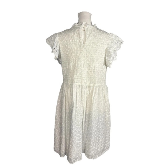 Time and Tru Womens Ruffle Eyelet Dress with Flutter Sleeves Vivid White Size XL - Picture 6 of 11